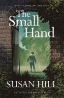 The Small Hand -- Bok 9781529913422