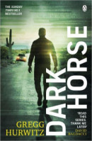 Dark Horse -- Bok 9781405942713