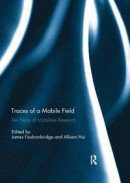 Traces of a Mobile Field -- Bok 9780367142421