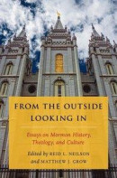 From the Outside Looking In -- Bok 9780190244651