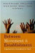 Between Movement and Establishment -- Bok 9780804762106