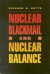 Nuclear Blackmail and Nuclear Balance -- Bok 9780815709350