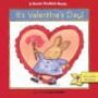 It's Valentine's Day!: A Rosie Rabbit Book